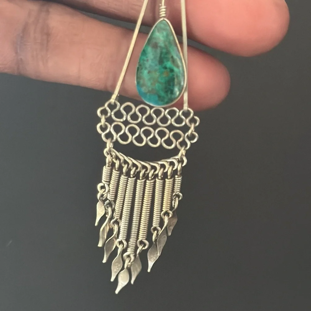 Peruvian Wire Work Earrings with Turquoise Stone_8